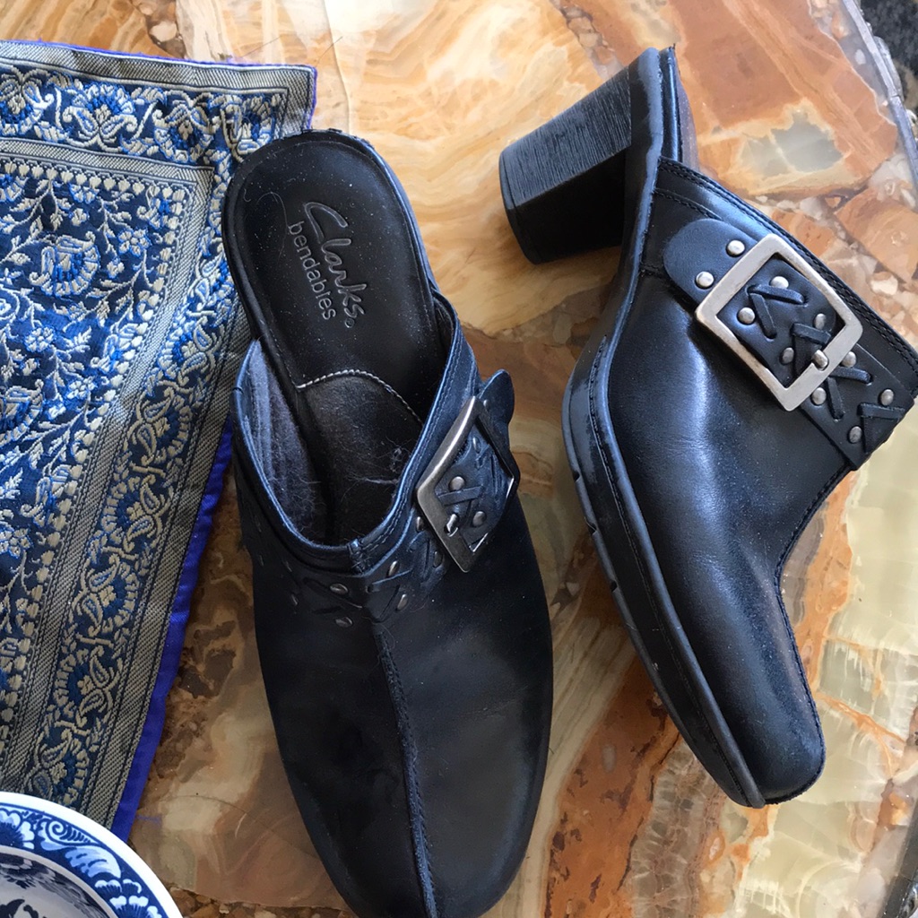 Clark’s Clogs 8.5